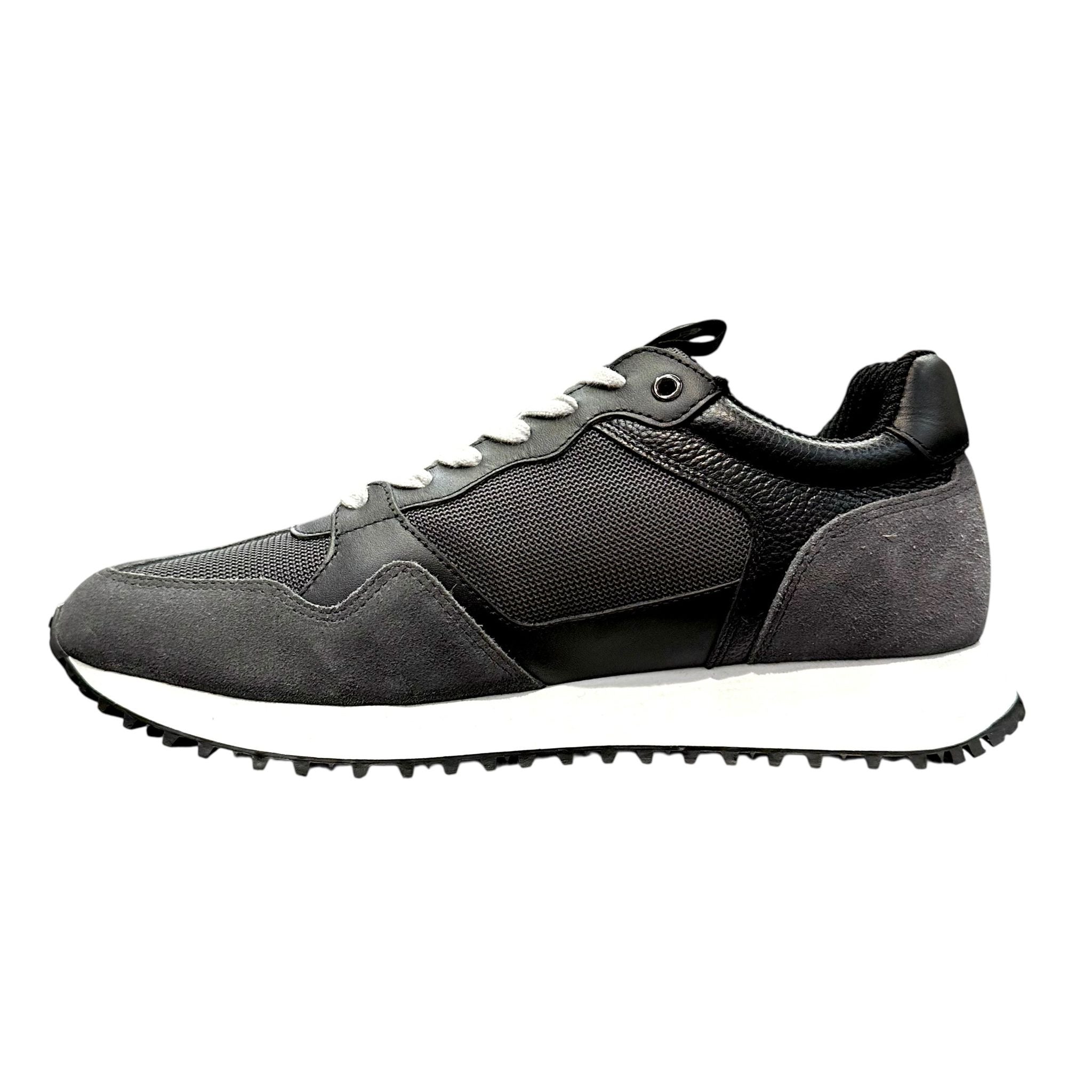 Valentino Trainers